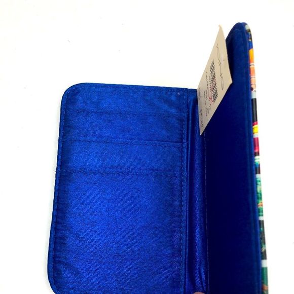 ✨NEW✨ with 🏷tags!✨ Icing brand Collage wallet - Picture 4 of 9